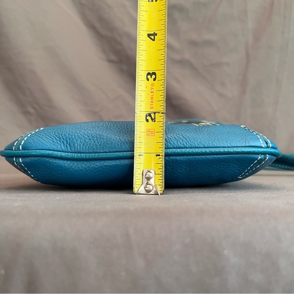 Tignanello TURQUOISE BLUE TEAL Small Pebble Leather Crossbody Flap Bag ~EUC - Picture 9 of 14